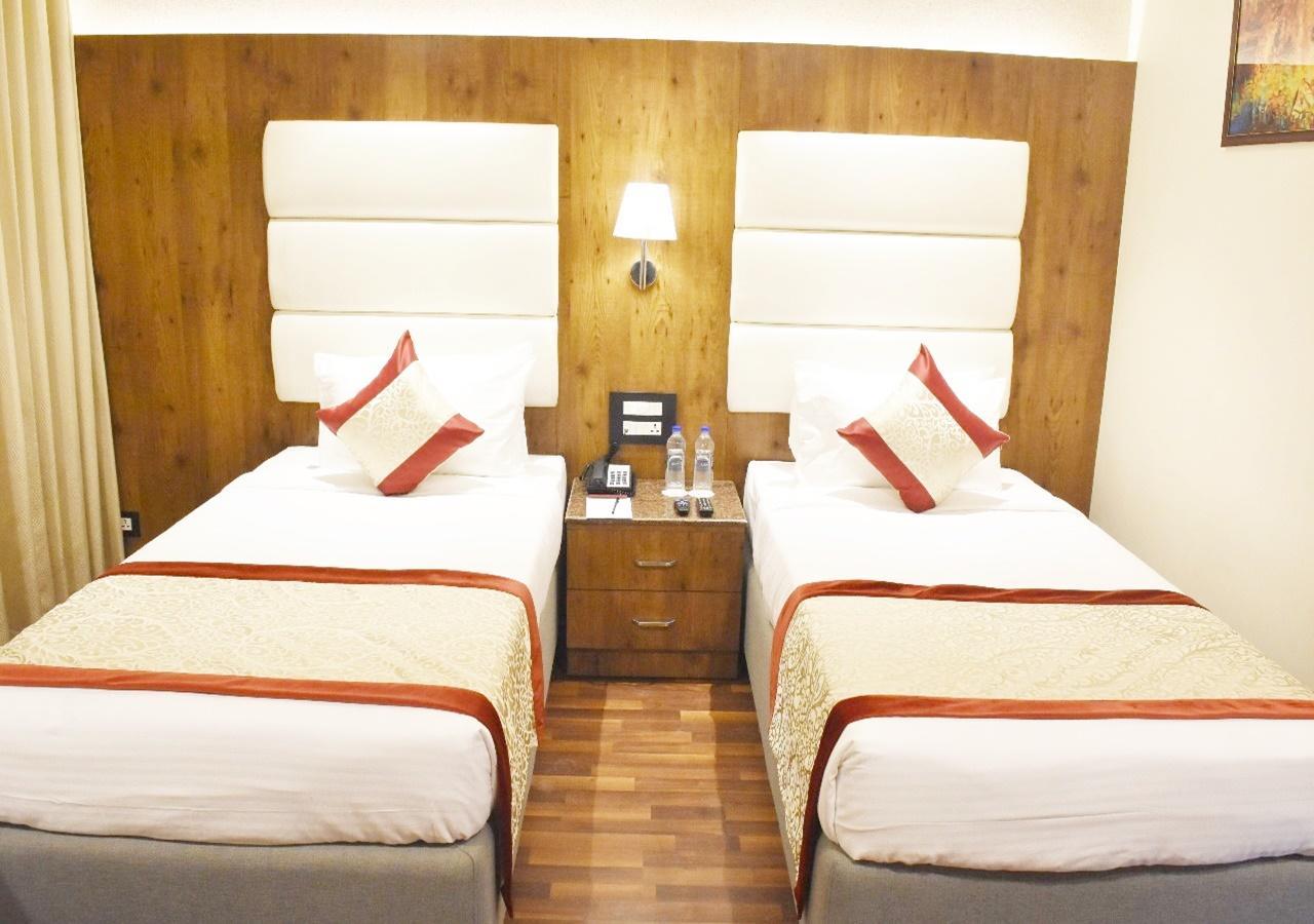 העיר בנגלור Ss Lumina Hotel מראה חיצוני תמונה
