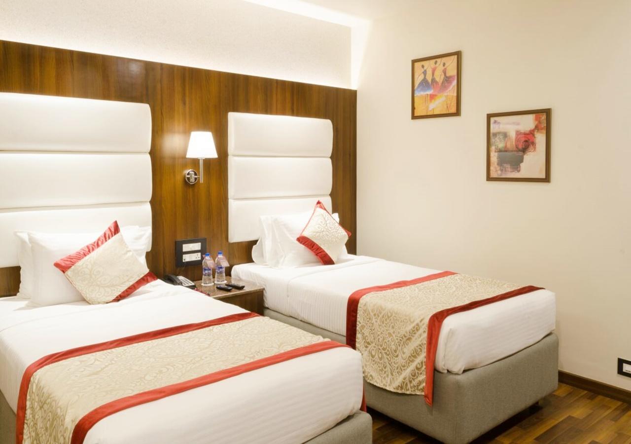 העיר בנגלור Ss Lumina Hotel מראה חיצוני תמונה