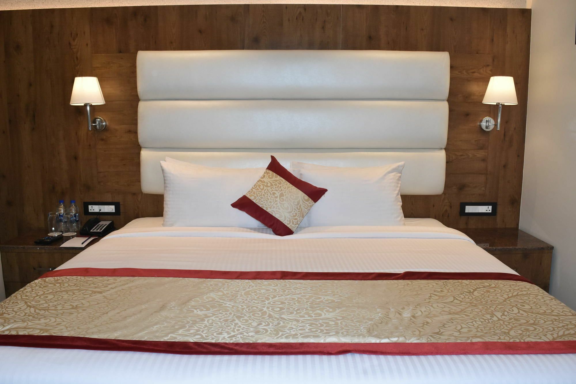העיר בנגלור Ss Lumina Hotel מראה חיצוני תמונה